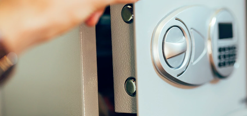 Fingerprint Safe Openers in Big Bear Lake, CA