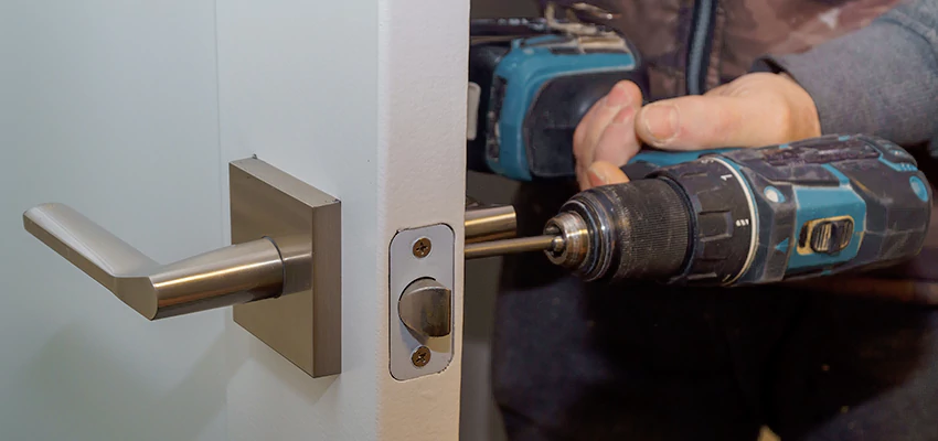 Broken Door Handle Lock Repair in Big Bear Lake, California